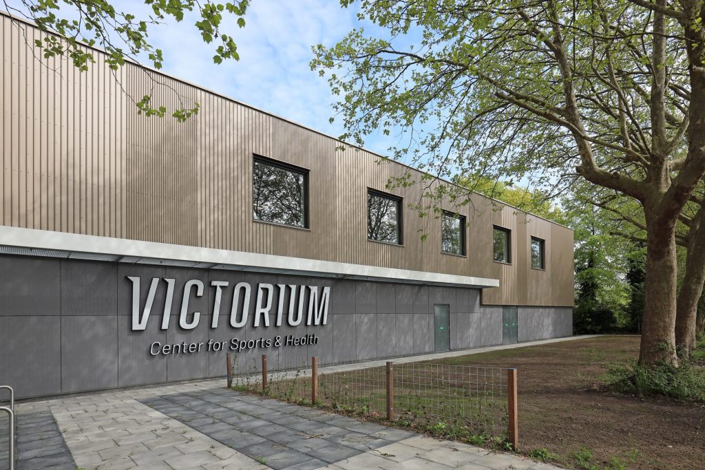 Nieuwbouw-sportcomplex-Victorium-Zwolle-opgeleverd-6-2090x1393